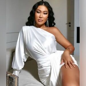 NWT Glamaker One Shoulder Ruched Satin Mini Dress White Size Large 11/13 New!